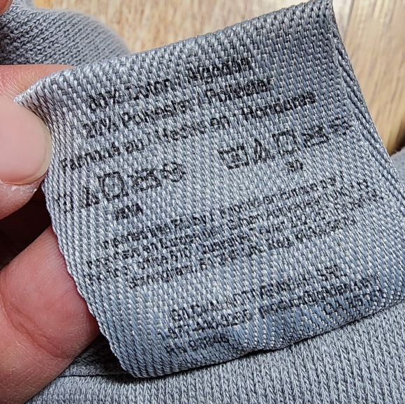 Boutique Gray Sweatshirt Size Medium 100% Cotton - Picture 3 of 6